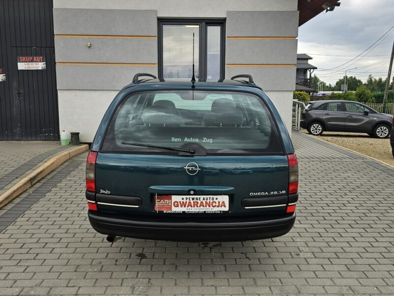 Opel Omega 2,5 v6 *automat* napęd tył *welury* B (1994-1999)