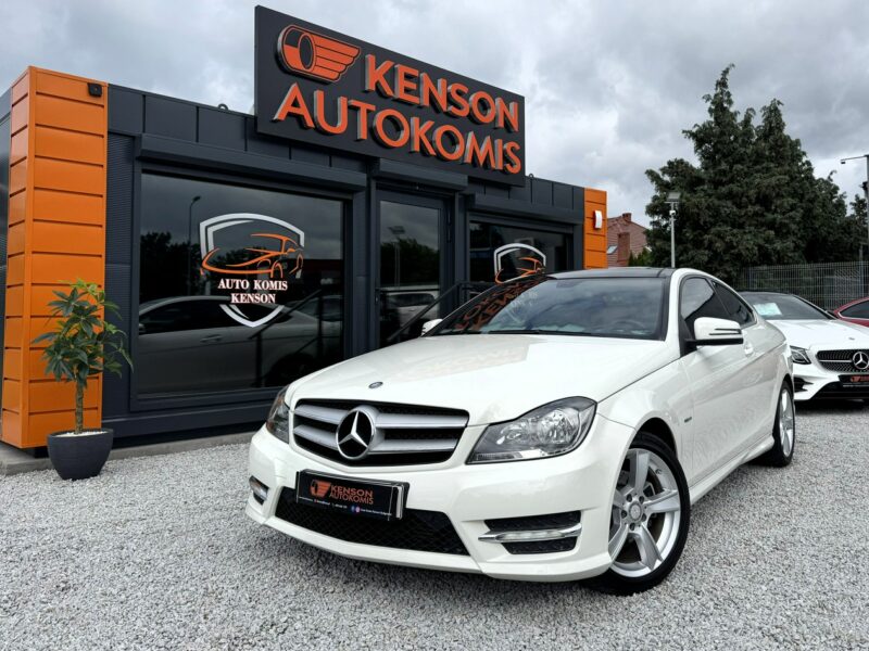 Mercedes C 250 AMG, Oryginalny przebieg, Panorama dach otwierana, LED W204 (2007-2014)
