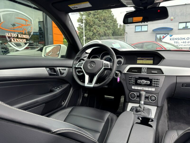Mercedes C 250 AMG, Oryginalny przebieg, Panorama dach otwierana, LED W204 (2007-2014)