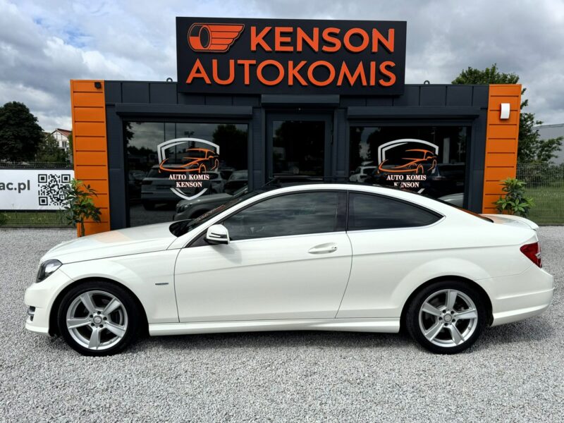 Mercedes C 250 AMG, Oryginalny przebieg, Panorama dach otwierana, LED W204 (2007-2014)