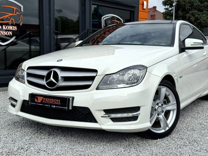 Mercedes C 250 AMG, Oryginalny przebieg, Panorama dach otwierana, LED W204 (2007-2014)