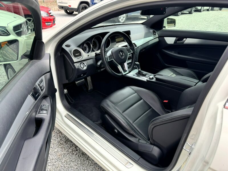 Mercedes C 250 AMG, Oryginalny przebieg, Panorama dach otwierana, LED W204 (2007-2014)