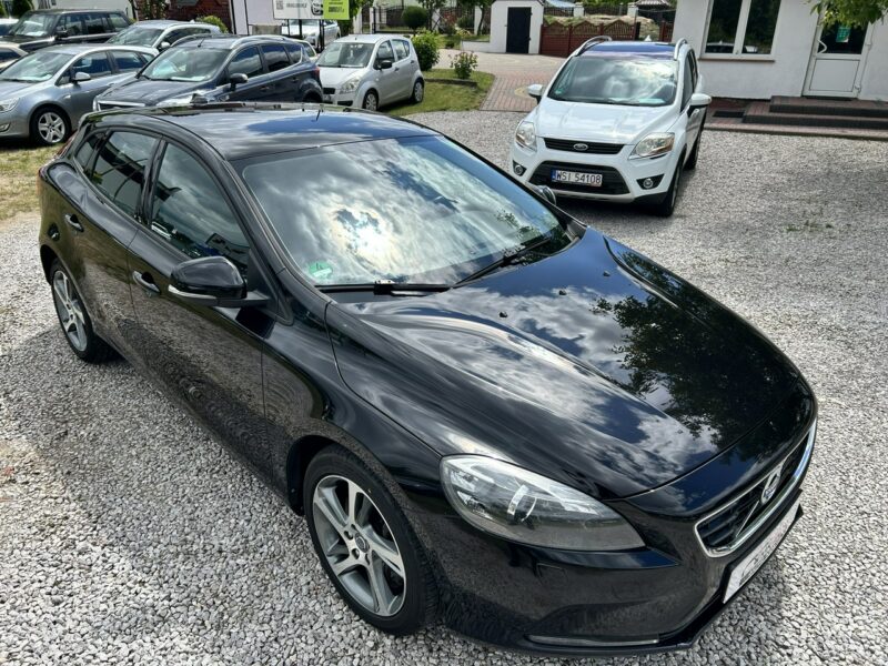 Volvo V40 Super stan II (2012-)