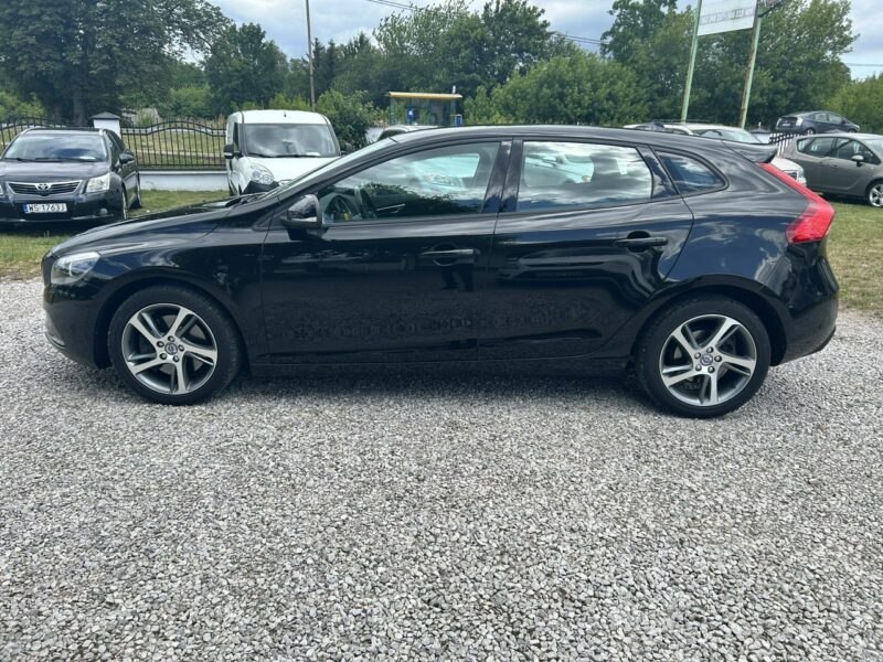Volvo V40 Super stan II (2012-)
