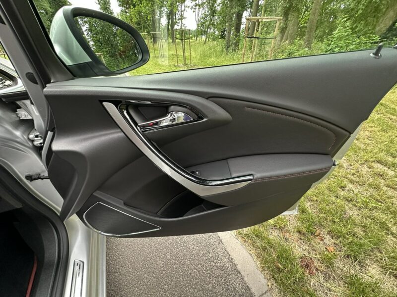 Opel Astra OPC SPORT TOURER 2,0 BiTURBO 195KM 2014r. XENON LED Navi Alu18 FULL J (2009-2019)