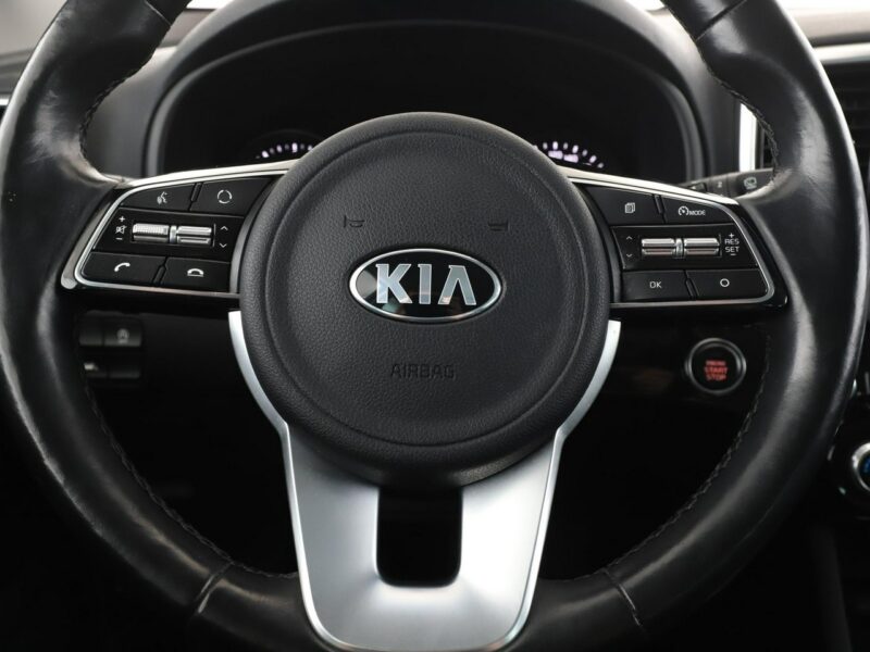 Kia Sportage Navi Kamera cofania Automatyczna klimatyzacja Podgrzewane fotele Bluet IV (2016-2021)