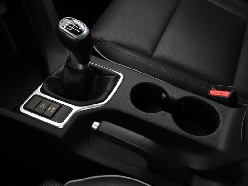 Kia Sportage Navi Kamera cofania Automatyczna klimatyzacja Podgrzewane fotele Bluet IV (2016-2021)