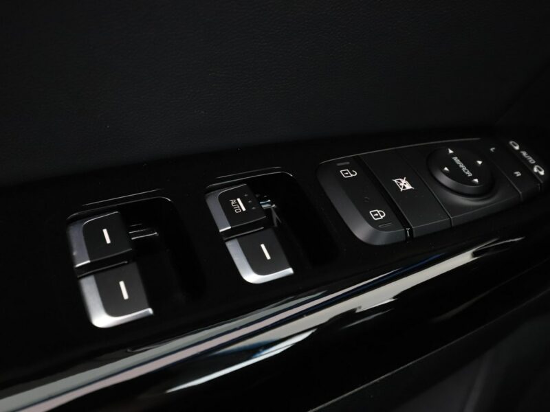 Kia Sportage Navi Kamera cofania Automatyczna klimatyzacja Podgrzewane fotele Bluet IV (2016-2021)