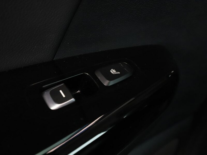 Kia Sportage Navi Kamera cofania Automatyczna klimatyzacja Podgrzewane fotele Bluet IV (2016-2021)