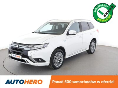 Mitsubishi Outlander PHEV 4x4 automat navi kamera grzane fotele hak tempomat III (2012-)