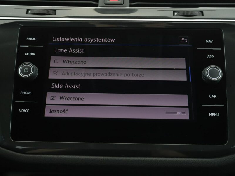 Volkswagen Tiguan GRATIS! Pakiet Serwisowy o wartości 700 zł! II (2016-2024)