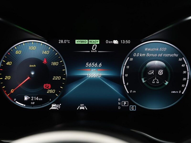 Mercedes C 300 FV23 C300de PHEV LIFT Avantgarde Navi Grzane Fotele Virtual Kamera LED W205 (2014-2021)