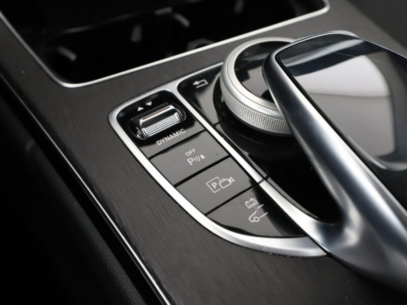 Mercedes C 300 FV23 C300de PHEV LIFT Avantgarde Navi Grzane Fotele Virtual Kamera LED W205 (2014-2021)