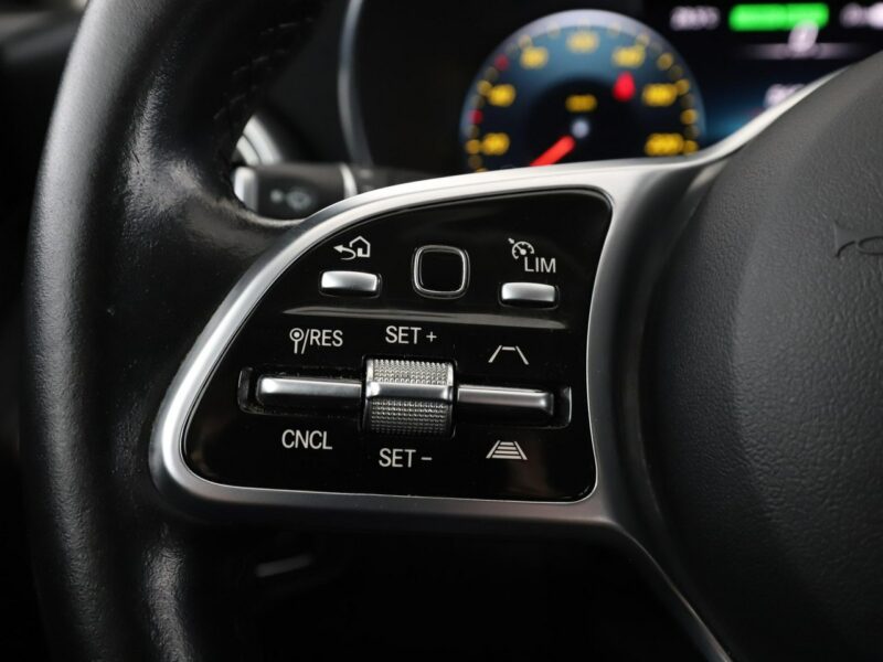 Mercedes C 300 FV23 C300de PHEV LIFT Avantgarde Navi Grzane Fotele Virtual Kamera LED W205 (2014-2021)