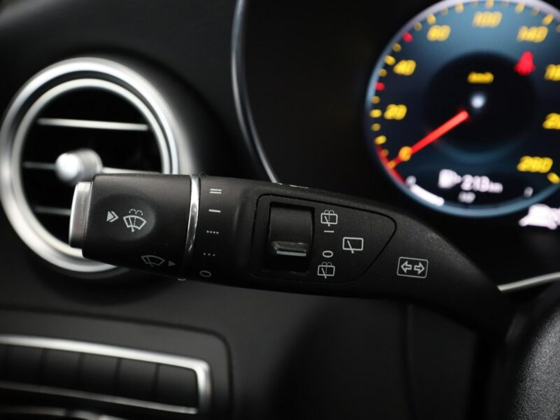 Mercedes C 300 FV23 C300de PHEV LIFT Avantgarde Navi Grzane Fotele Virtual Kamera LED W205 (2014-2021)