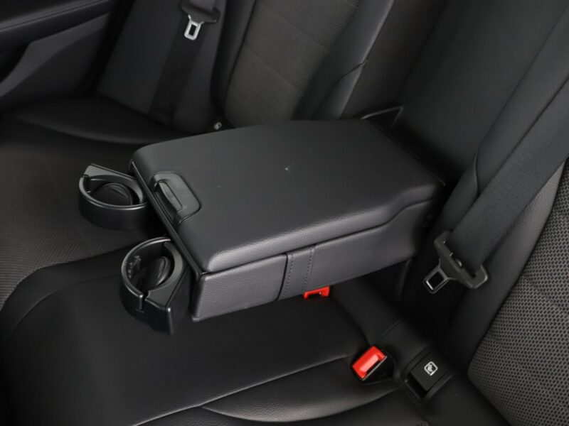 Mercedes C 300 FV23 C300de PHEV LIFT Avantgarde Navi Grzane Fotele Virtual Kamera LED W205 (2014-2021)