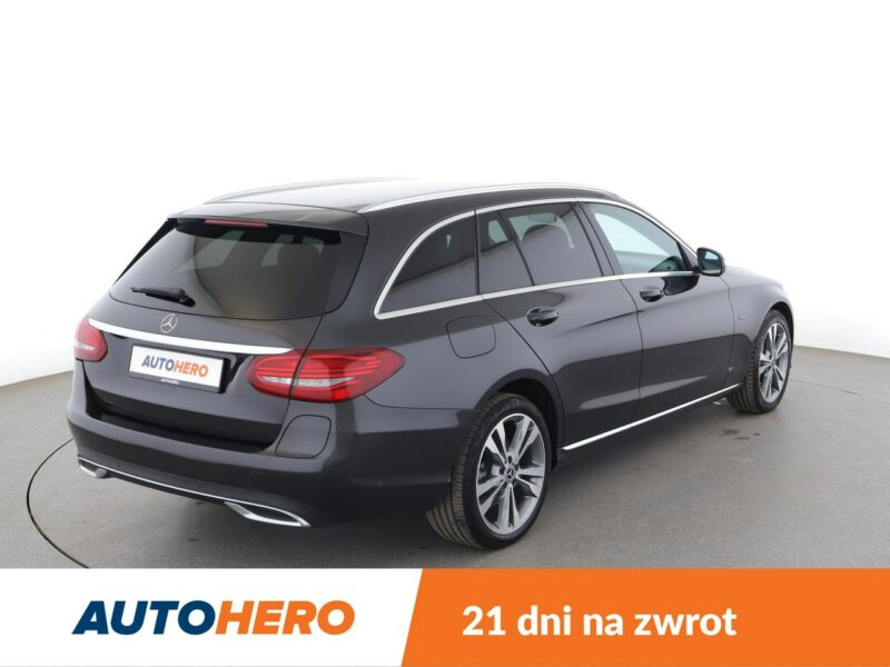 Mercedes C 300 FV23 C300de PHEV LIFT Avantgarde Navi Grzane Fotele Virtual Kamera LED W205 (2014-2021)
