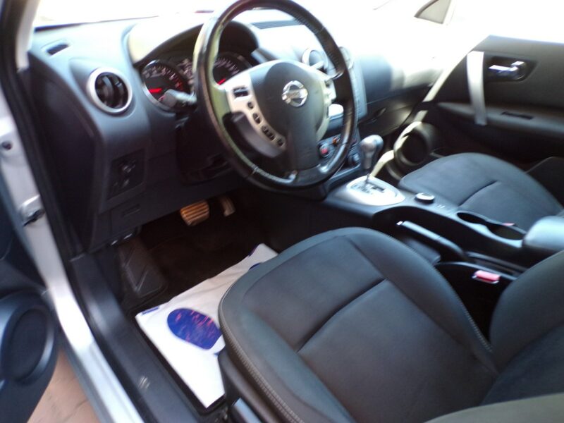 Nissan Qashqai Automat /4x4 /Navi /solardach /2,0 /141KM /2013 I (2007-2013)