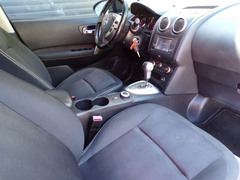 Nissan Qashqai Automat /4x4 /Navi /solardach /2,0 /141KM /2013 I (2007-2013)