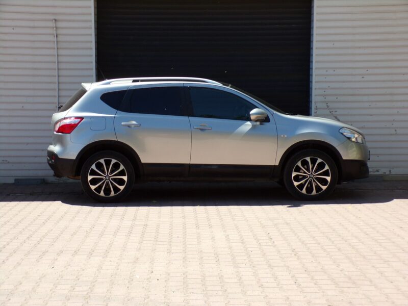 Nissan Qashqai Automat /4x4 /Navi /solardach /2,0 /141KM /2013 I (2007-2013)