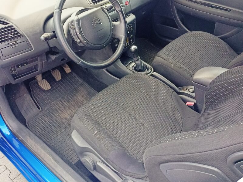 Citroen C4 coupe uszkodzony silnik