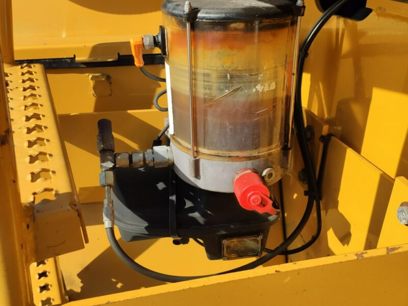 średnia kołowa Caterpillar Cat 914G + Klima bez Luzów W Pełni Sprawna 8ton Centralne Smarowanie .