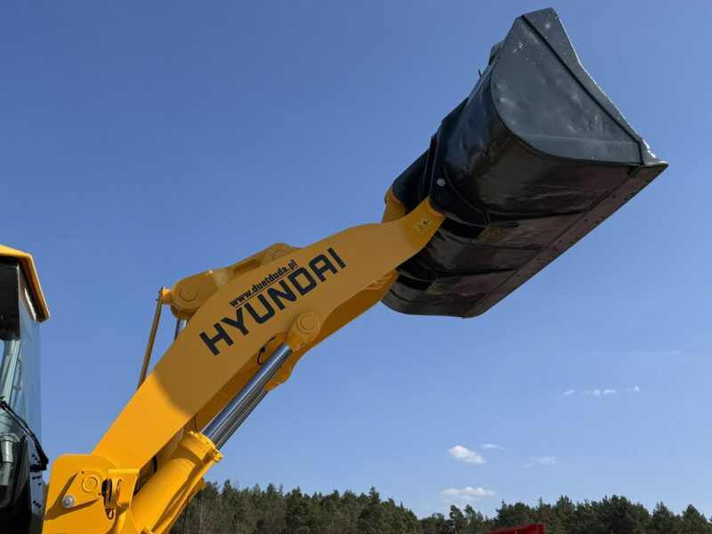 duża kołowa Hyundai HL770-7A Dobry Stan Techniczny, Centralne Smarowanie 23,1/Ton.