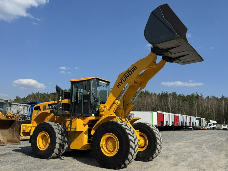 duża kołowa Hyundai HL770-7A Dobry Stan Techniczny, Centralne Smarowanie 23,1/Ton.