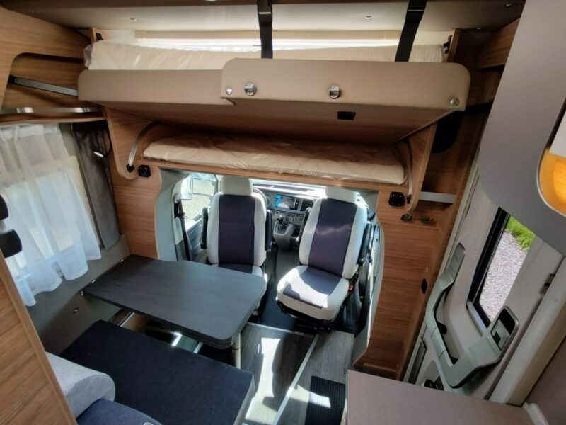 samochody kempingowe Weinsberg X-CURSION VAN 500 MQ Od ręki - Kompaktowy kamper 5,9m na podwoziu VW T6! Weinsberg KRAKÓW