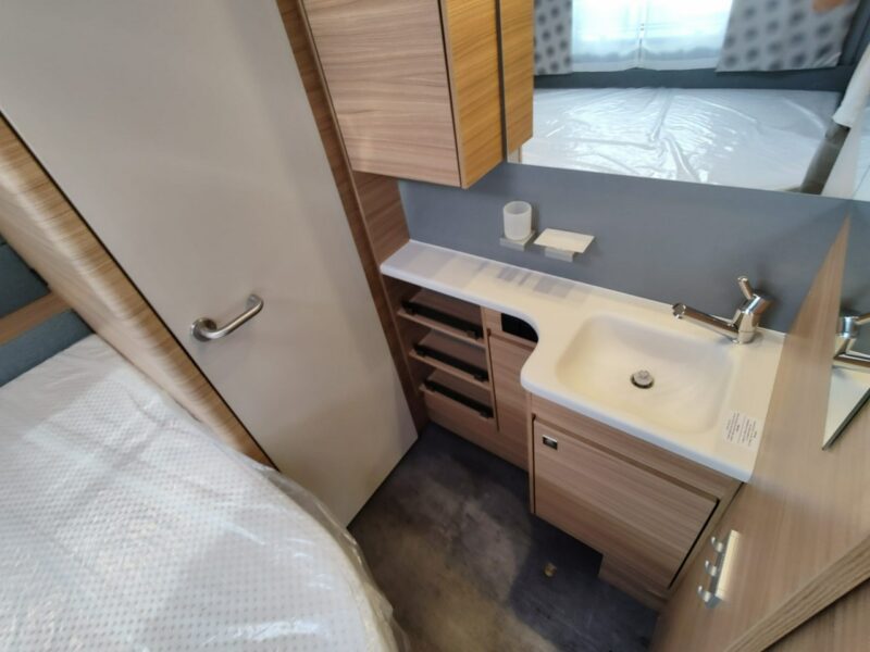 przyczepy kempingowe Dethleffs Camper 560 FMK Od ręki - Przyczepa całoroczna dla 6 osób! DETHLEFFS WADOWSCY