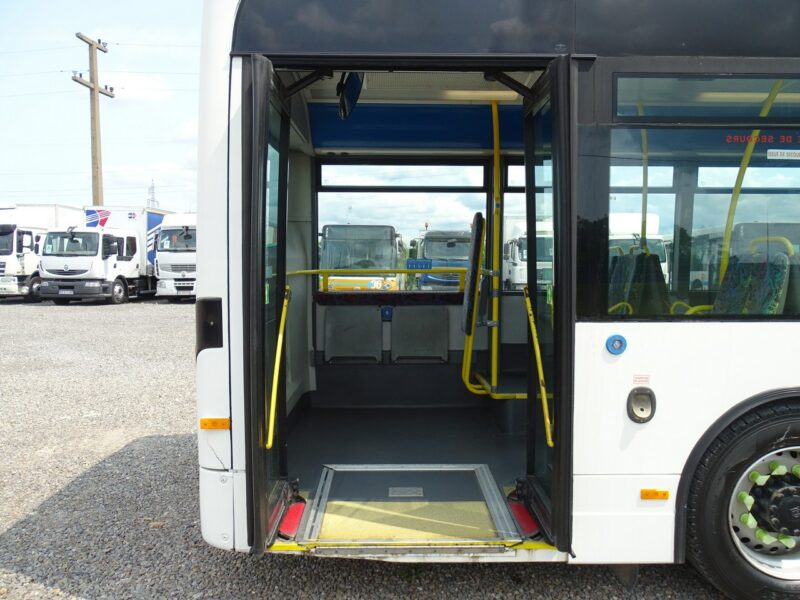 Van Hool A308 Sprowadzony Przebieg Udokumentowany VAN HOOL , Całkowita Długość 9.43m, DMC 14800KG , Niskopodłogowy