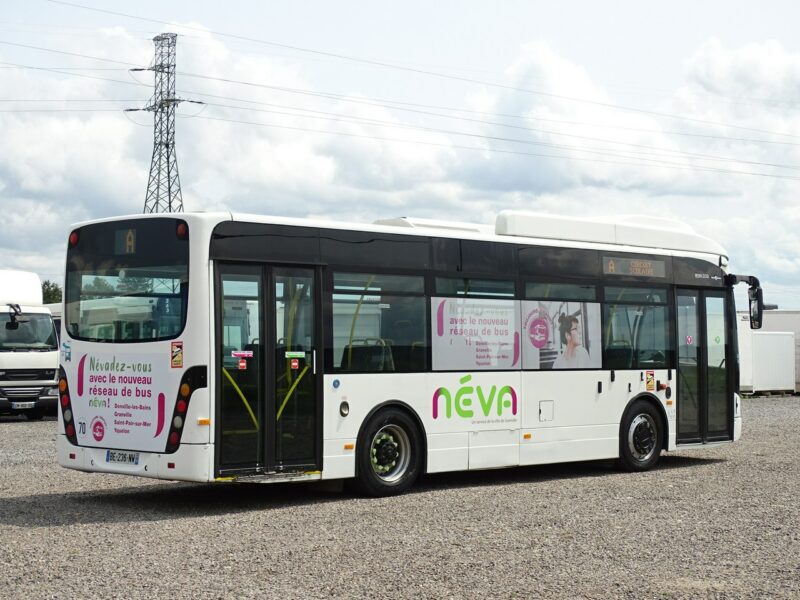 Van Hool A308 Sprowadzony Przebieg Udokumentowany VAN HOOL , Całkowita Długość 9.43m, DMC 14800KG , Niskopodłogowy