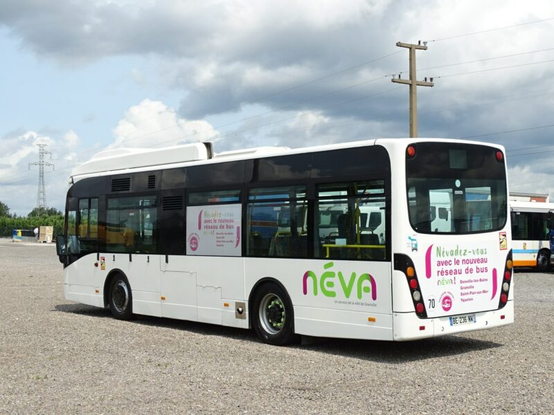 Van Hool A308 Sprowadzony Przebieg Udokumentowany VAN HOOL , Całkowita Długość 9.43m, DMC 14800KG , Niskopodłogowy