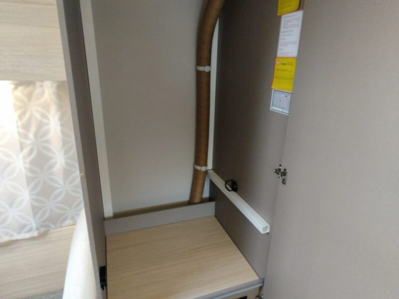 przyczepy kempingowe Weinsberg CaraCito 390 QD Od ręki - Mała przyczepa Weinsberg dla 2/3 osób! DMC 1100 kg