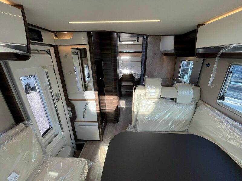 samochody kempingowe Laika EcoVip L 4009 Od ręki - Premierowa Laika w wydaniu EcoVip !