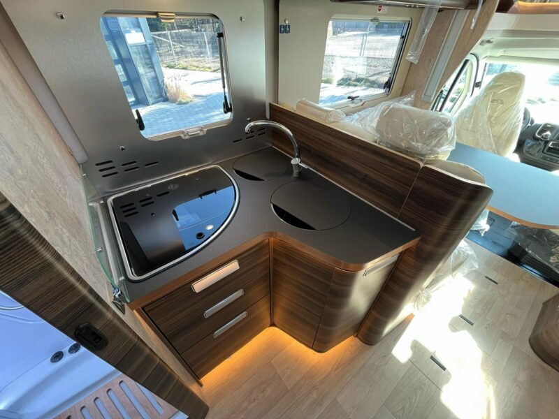 samochody kempingowe Laika EcoVip L 4009 Od ręki - Premierowa Laika w wydaniu EcoVip !