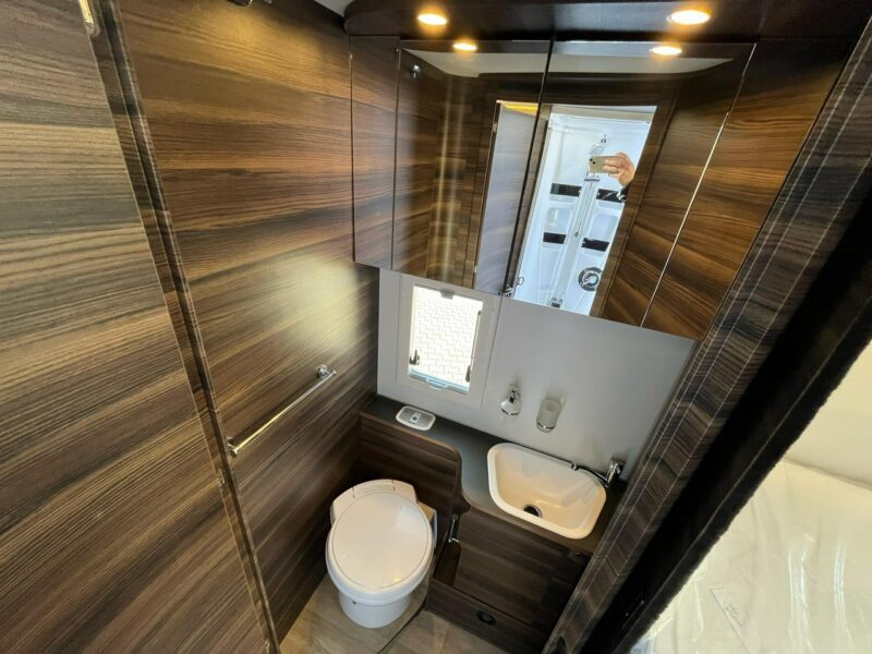 samochody kempingowe Laika EcoVip L 4009 Od ręki - Premierowa Laika w wydaniu EcoVip !