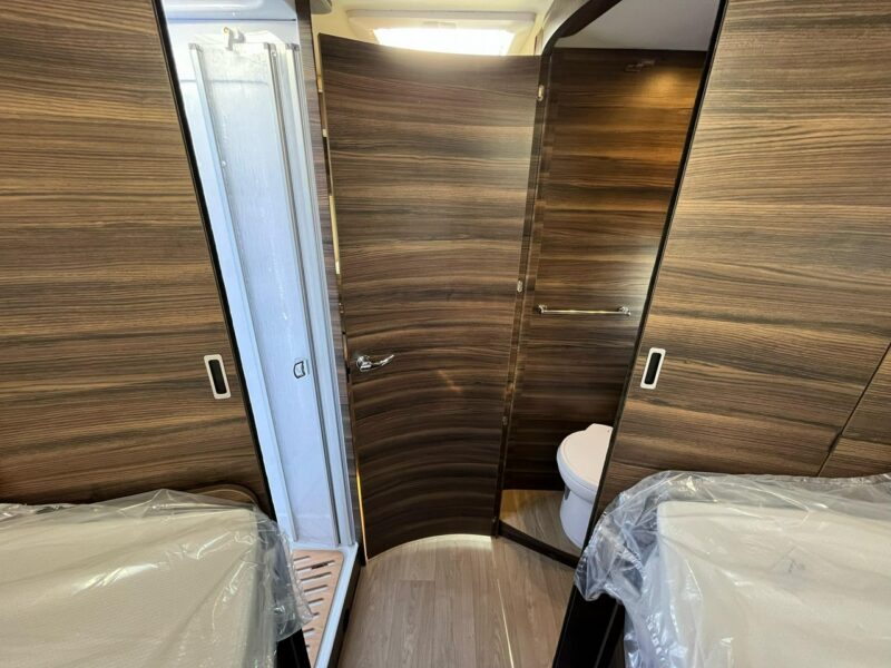 samochody kempingowe Laika EcoVip L 4009 Od ręki - Premierowa Laika w wydaniu EcoVip !