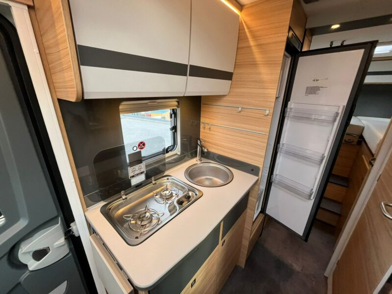 samochody kempingowe Dethleffs Globebus GT 6 Od ręki - Zimowa półintegra marki Dethleffs! KRAKÓW