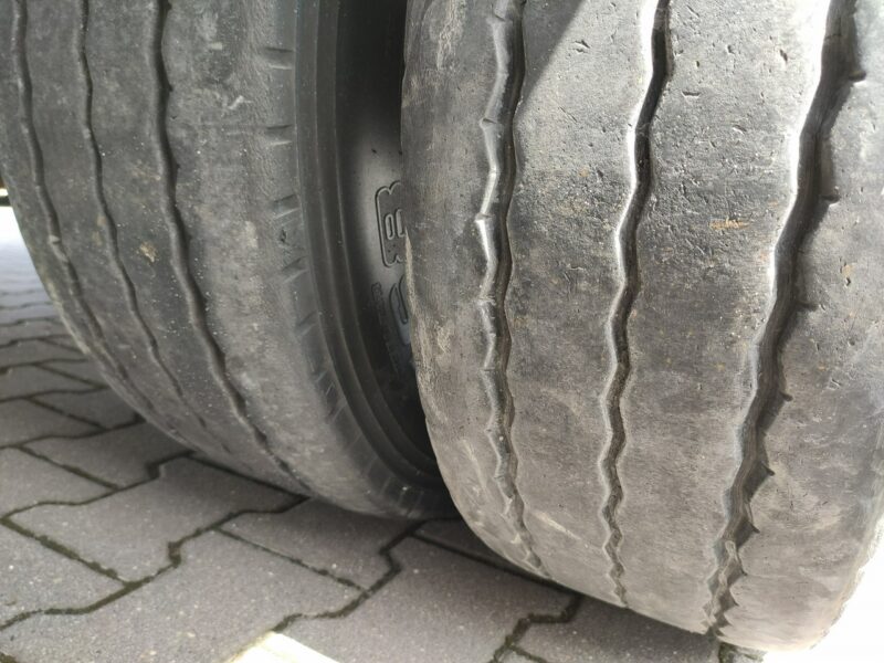 niskopodwoziowa Bodex Poszerzana 3 Osie SAF Niskopodłogowa Laweta