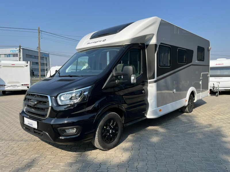samochody kempingowe Sunlight T690 L Adventure 5 osobowa półintegra z automatem i elektrycznie ogrzewaną podłogą