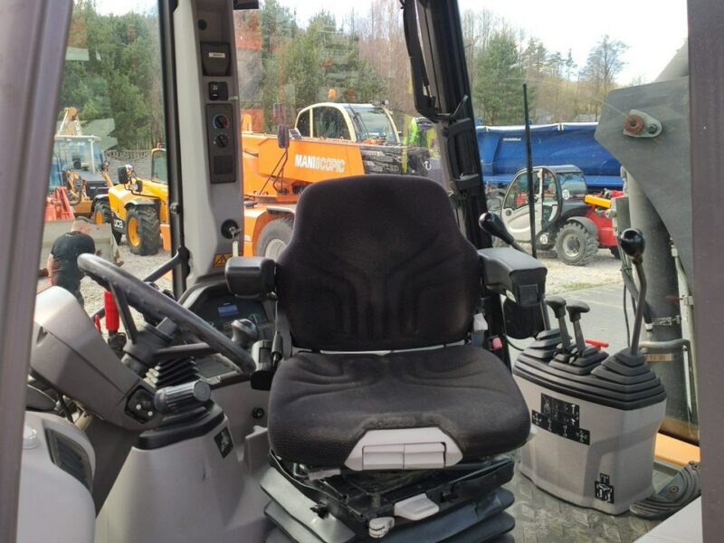 standardowa Volvo BL61B Oryginalna Bez Luzów i Wycieków Zadbana Sprawna Super Stan BL71 nie JCB Caterpillar Case Komatsu