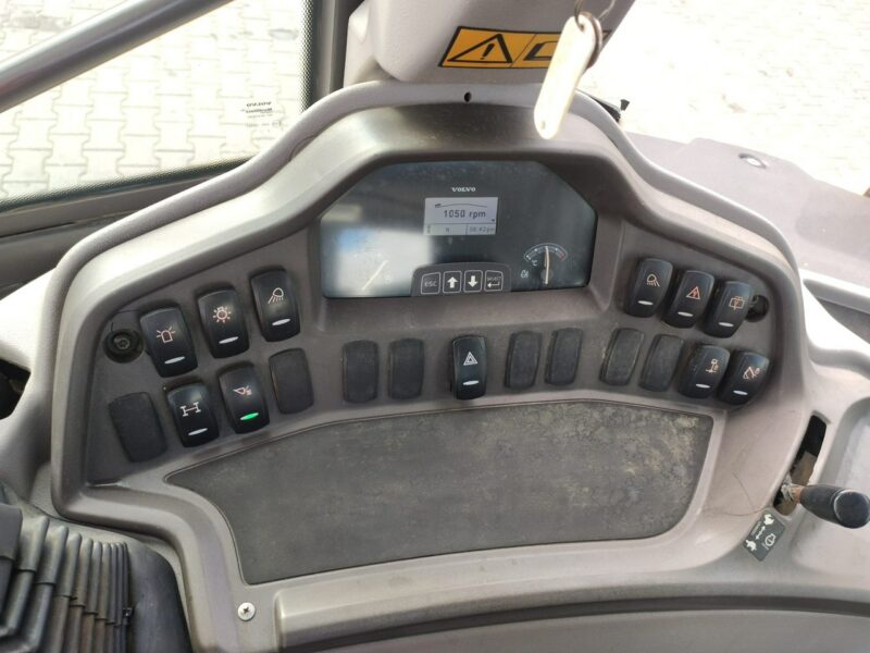 standardowa Volvo BL61B Oryginalna Bez Luzów i Wycieków Zadbana Sprawna Super Stan BL71 nie JCB Caterpillar Case Komatsu