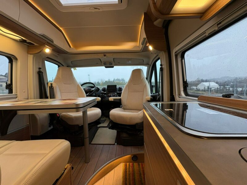 samochody kempingowe Knaus Boxlife 600 MQ Dostępny od ręki - Campervan prestiżowej marki Knaus!