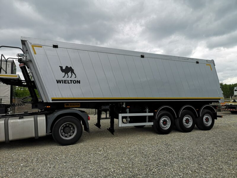 wywrotka Wielton Wywrotka Aluminiowa 42m3 Osie SAF Jeden Właściciel! 2021 Rok Produkcji! Oś Podnoszona! Waga 6020 KG!