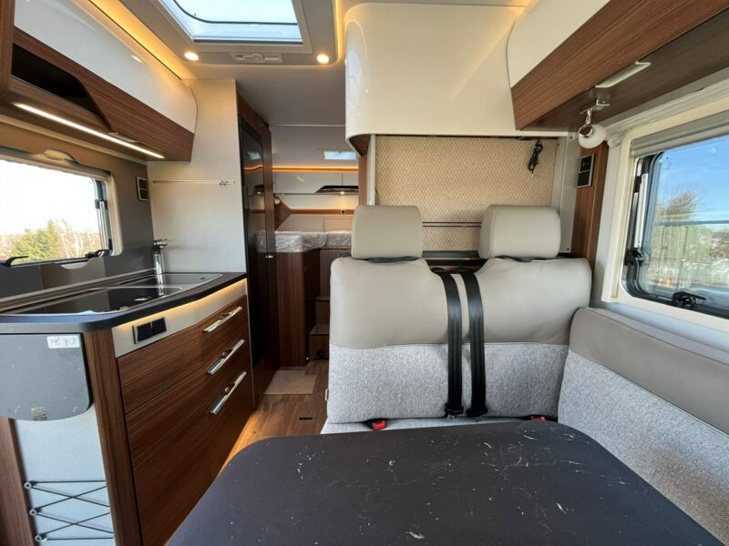 samochody kempingowe Hymer-Eriba BMC I580 Hymer Integra od ręki! BMC I580 - Mercedes Kraków