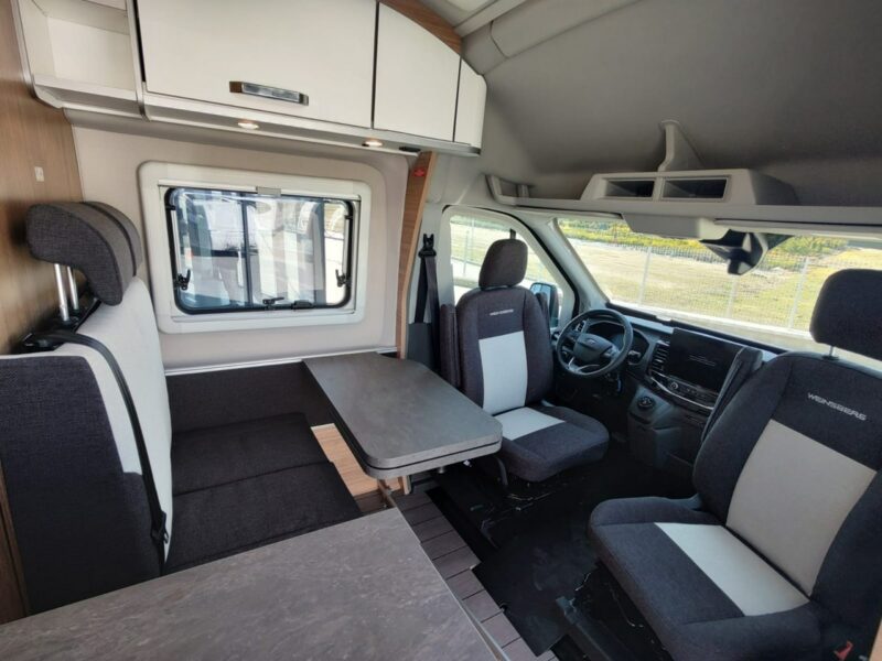 samochody kempingowe Weinsberg Carabus 600 MQ (2025) Kompaktowy campervan od ręki! 6m Kraków Weinsberg