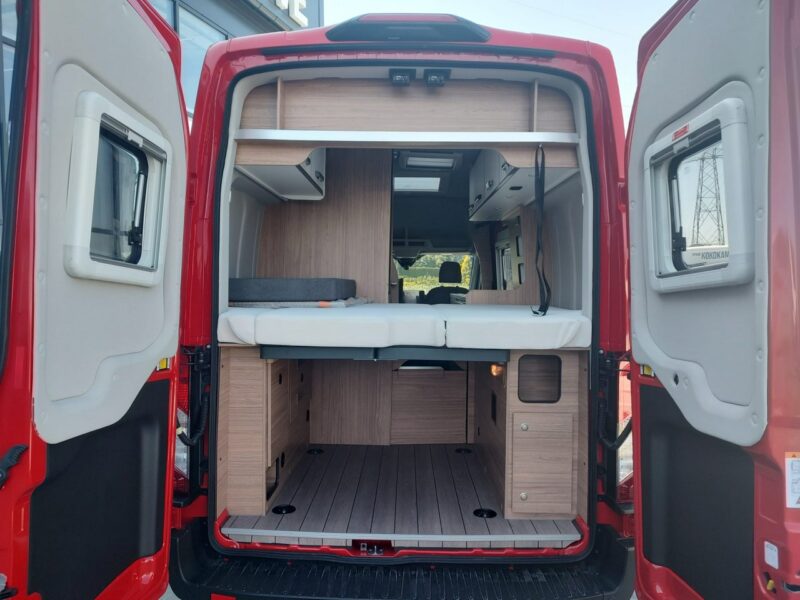 samochody kempingowe Weinsberg Carabus 600 MQ (2025) Kompaktowy campervan od ręki! 6m Kraków Weinsberg