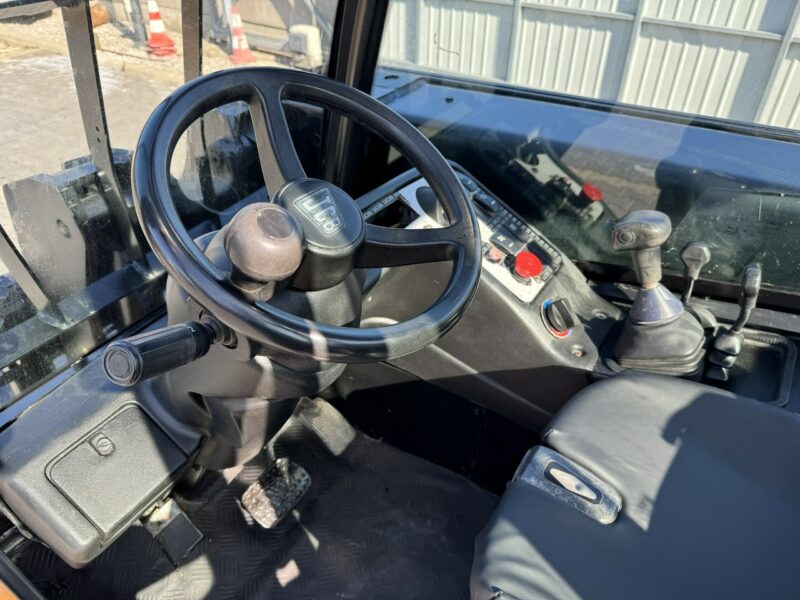 wózek czołowy JCB TLT 35D 4x4 T4 TELESKOP / TELESKOPOWY Ładowarka Teleskopowa TELETRUK Udźwig: 3500 kg Oświetlenie Robocze Super Stan nie Bobcat