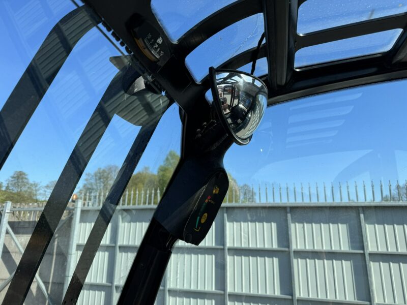 wózek czołowy JCB TLT 35D 4x4 T4 TELESKOP / TELESKOPOWY Ładowarka Teleskopowa TELETRUK Udźwig: 3500 kg Oświetlenie Robocze Super Stan nie Bobcat